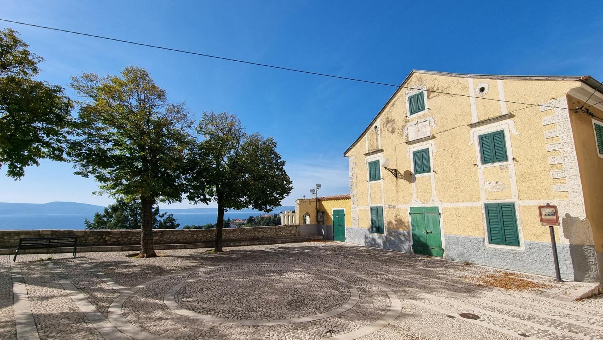 Maris Apartman *